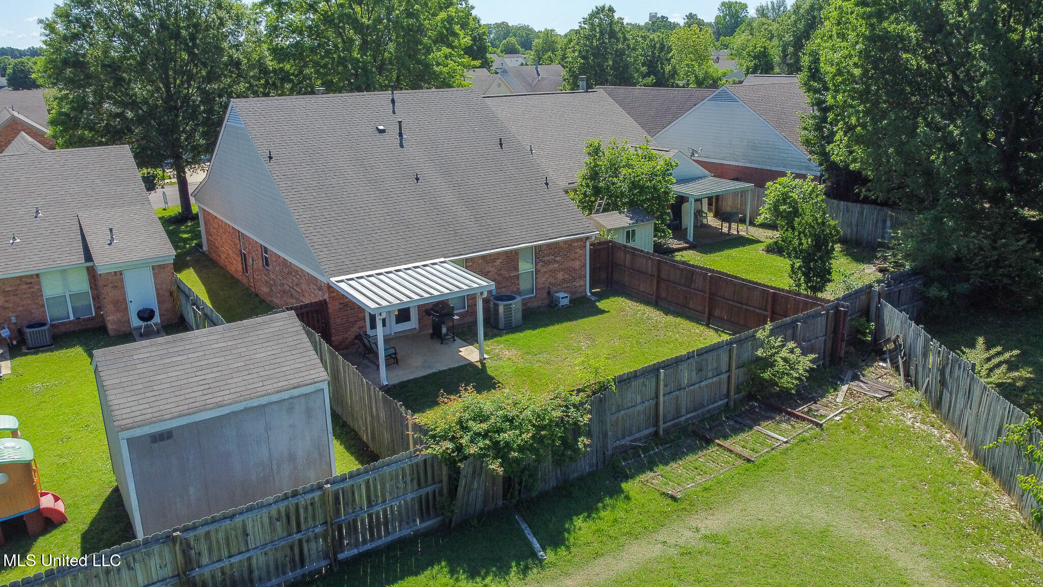 5459 Bradley Lane, Southaven, Mississippi image 9
