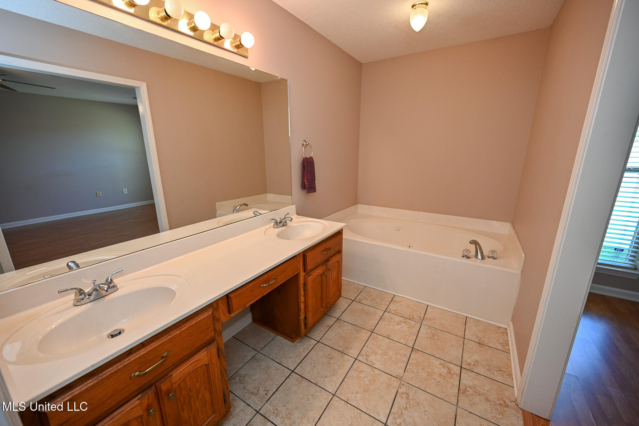 5459 Bradley Lane, Southaven, Mississippi image 30