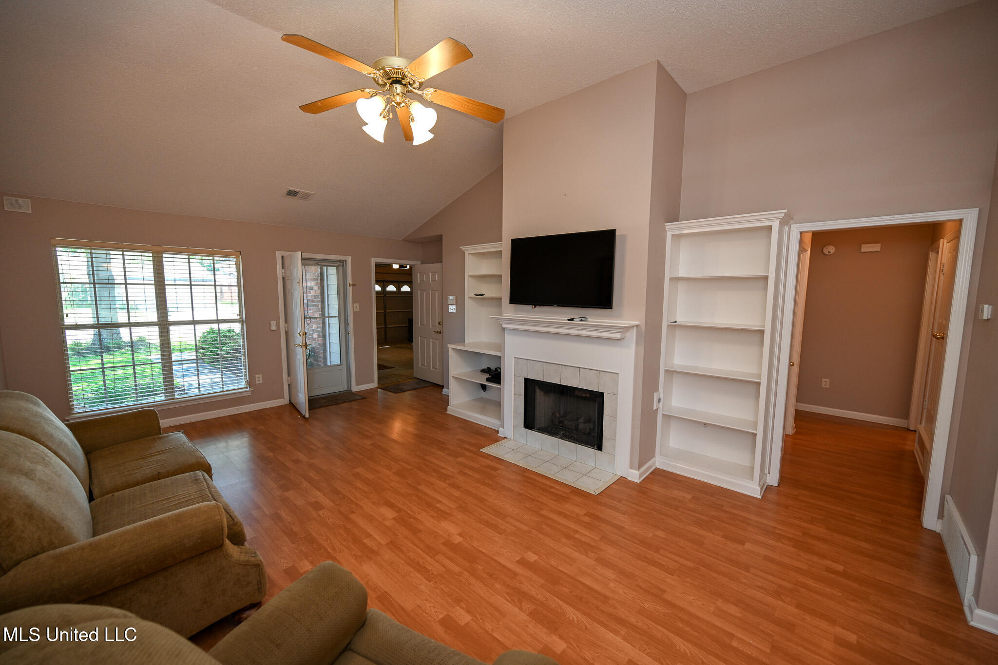 5459 Bradley Lane, Southaven, Mississippi image 15