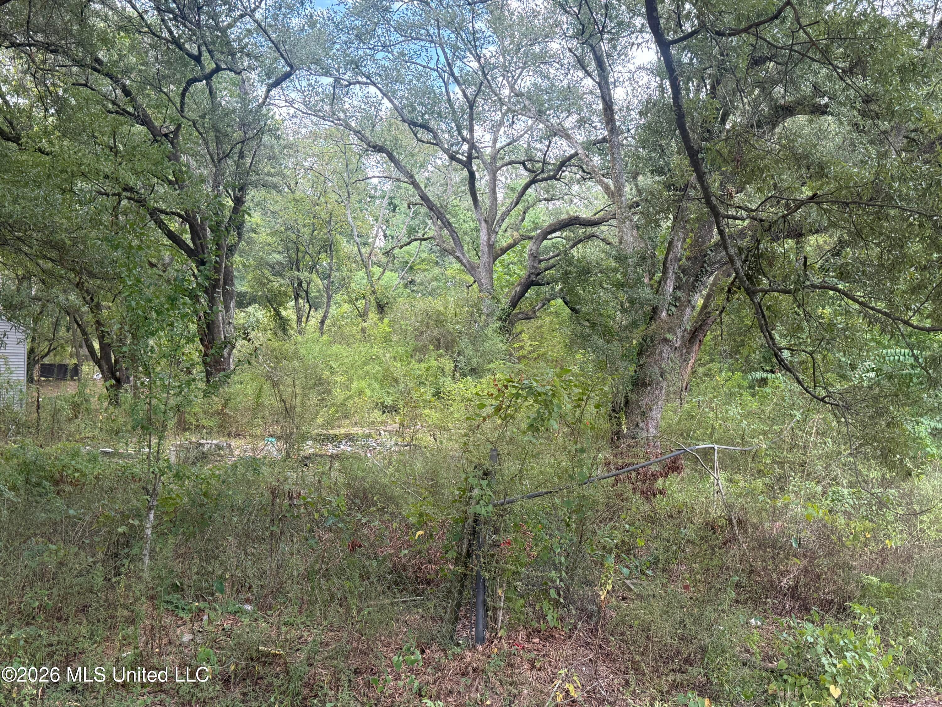 2950 Barwood Drive