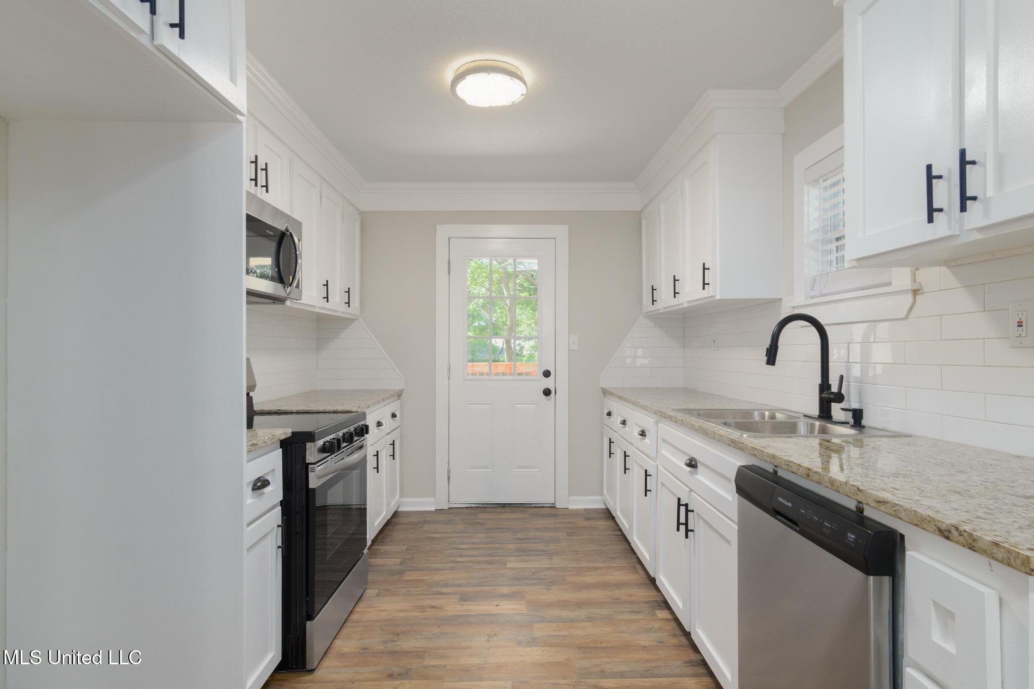 1704 Louise Street, Hattiesburg, Mississippi image 5