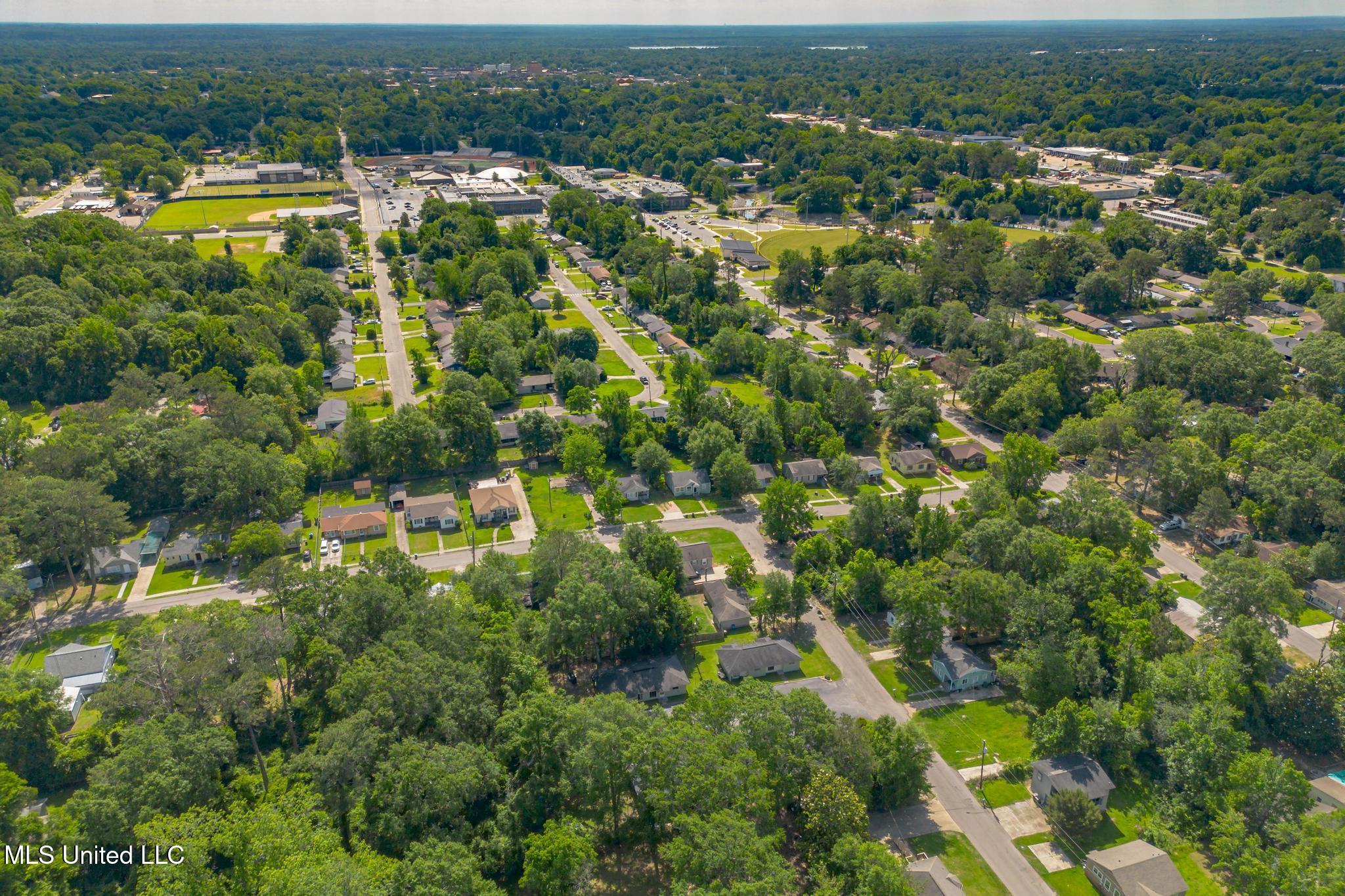 1704 Louise Street, Hattiesburg, Mississippi image 21