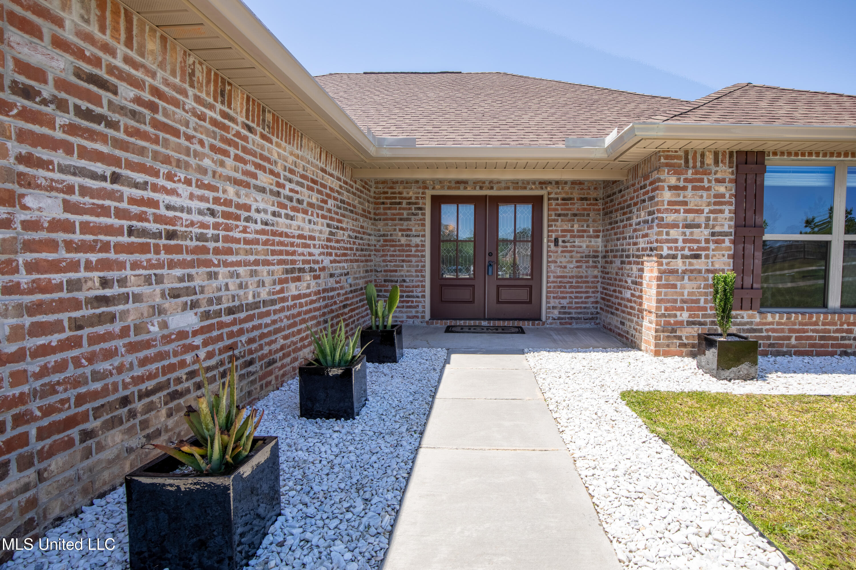 21829 Hunters Cove, Gulfport, Mississippi image 2