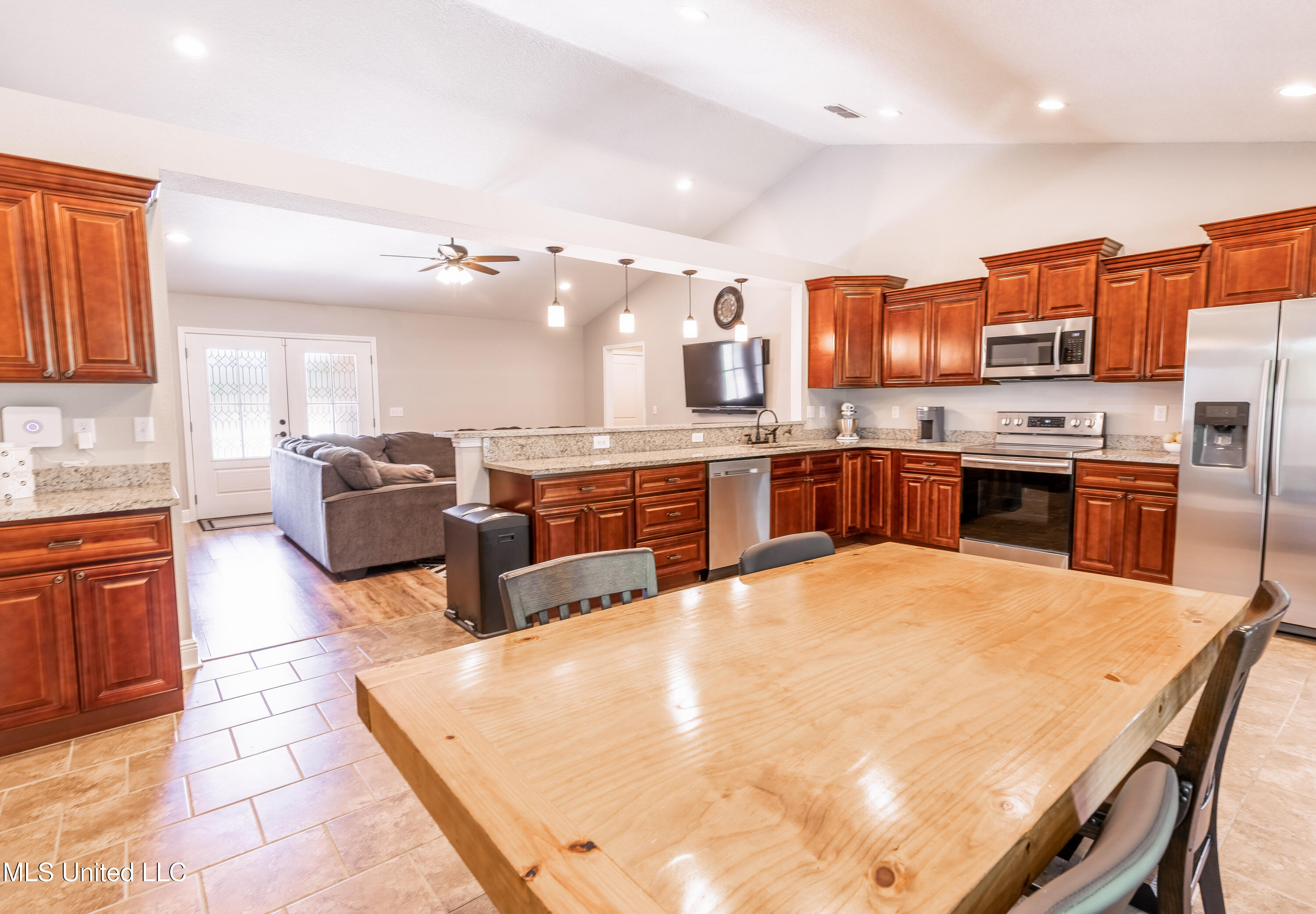 21829 Hunters Cove, Gulfport, Mississippi image 6