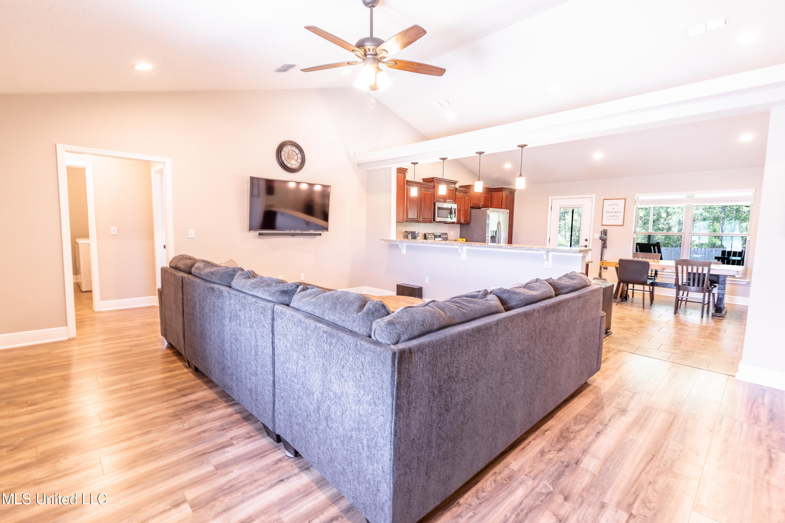 21829 Hunters Cove, Gulfport, Mississippi image 4