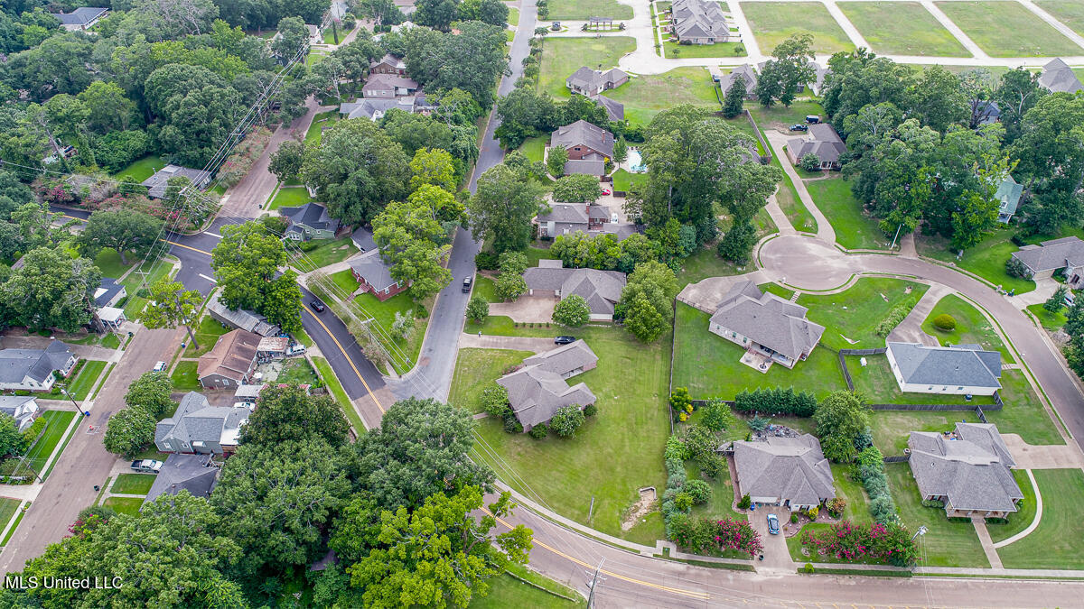 309 Winchester Road, Natchez, Mississippi image 4