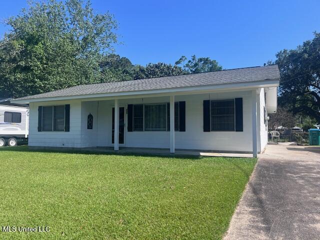 404 Woody Circle, Ocean Springs, Mississippi image 1