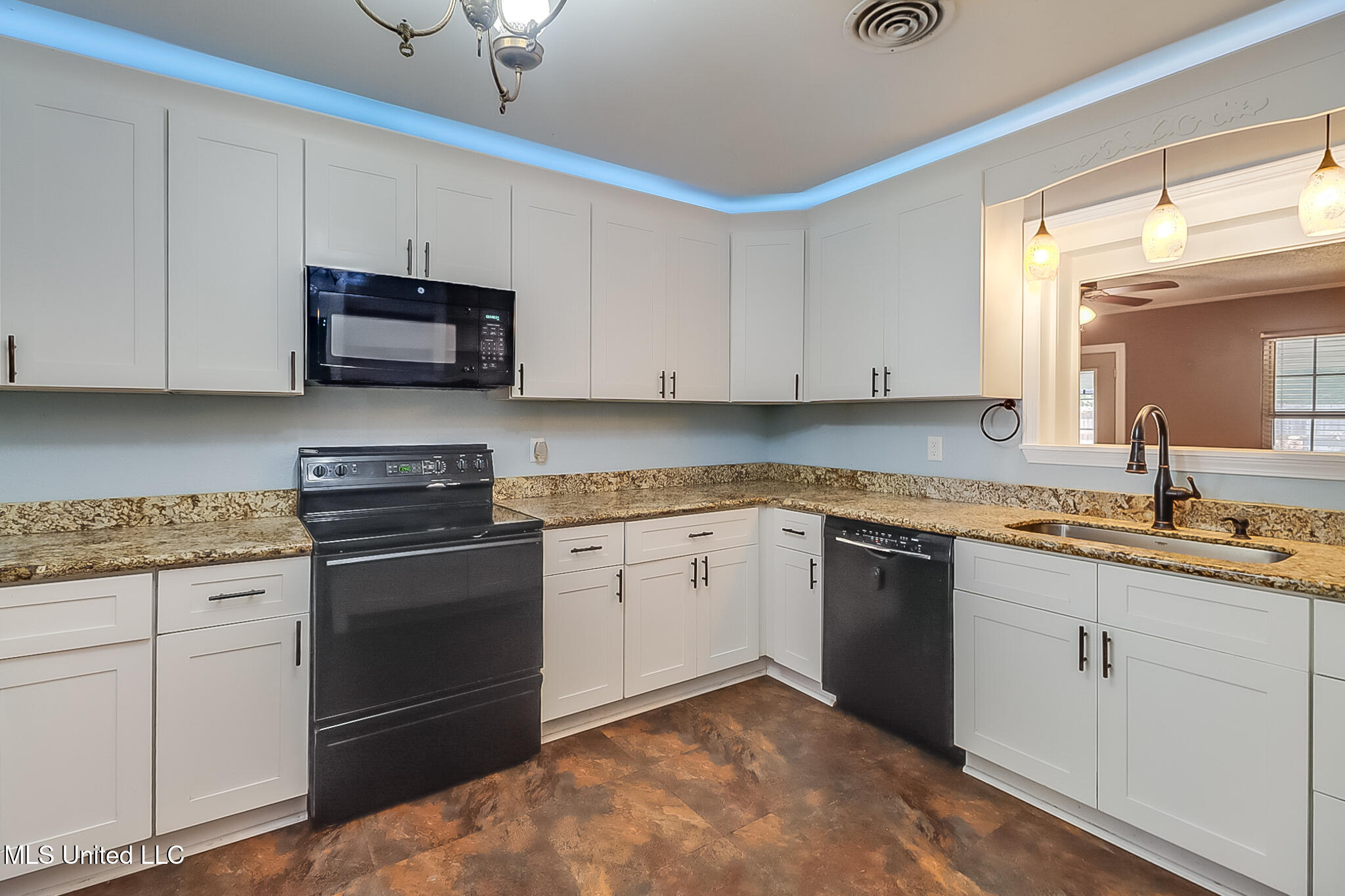 320 41st Street, Gulfport, Mississippi image 8