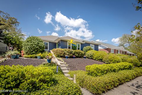 Homes For Sale - 171 Miramar Avenue<br/> Harrison County, Biloxi, MS 39530