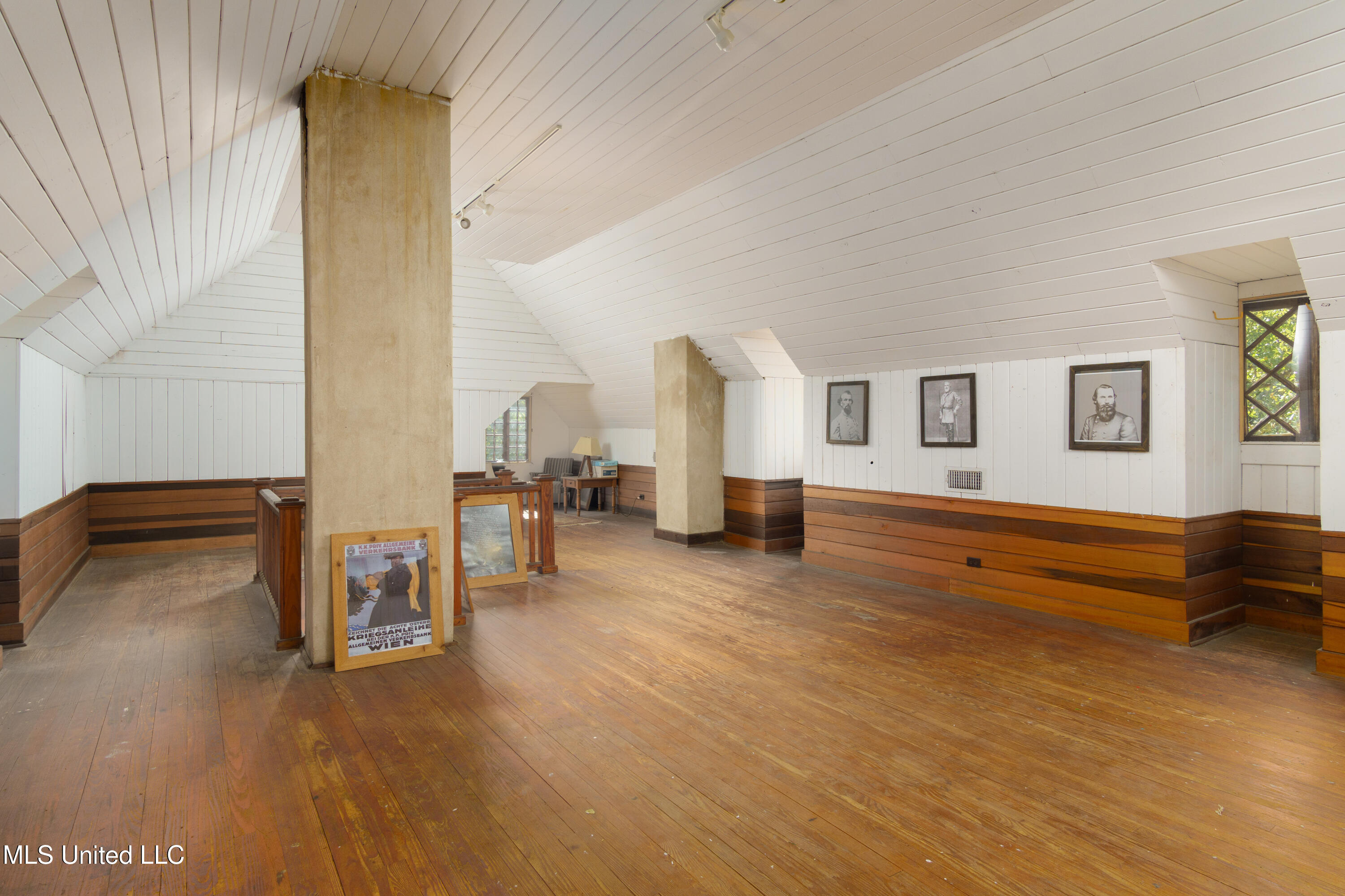 315 Mamie Street, Hattiesburg, Mississippi image 39