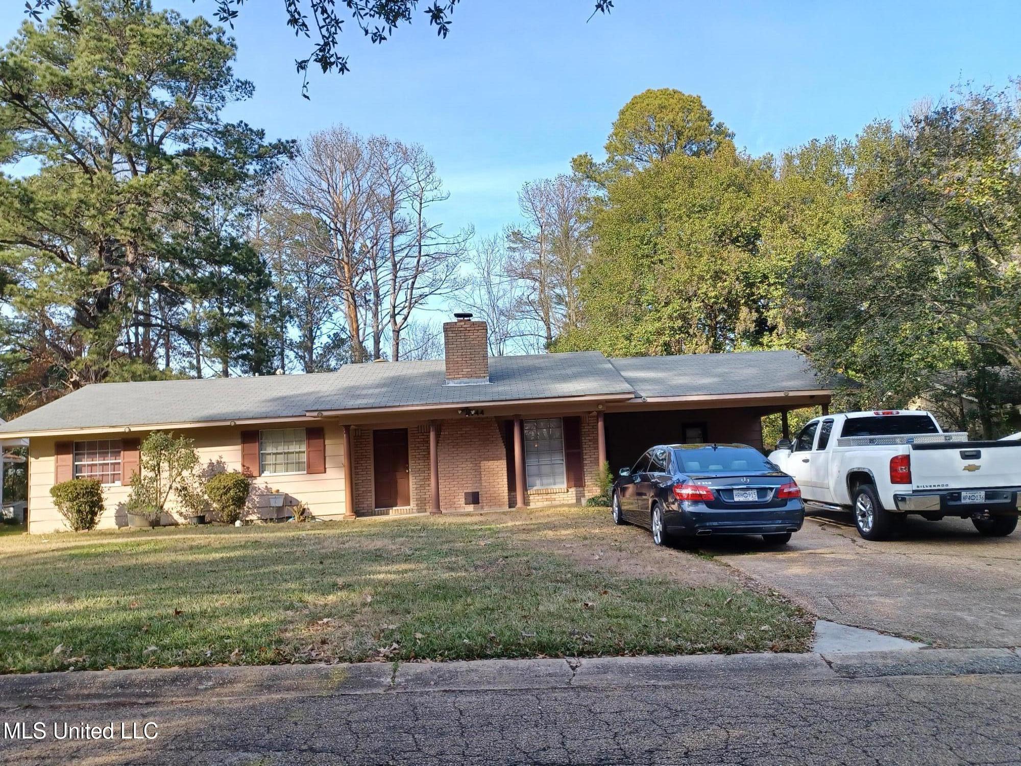 1944 Bienville Drive, Jackson, Mississippi image 1