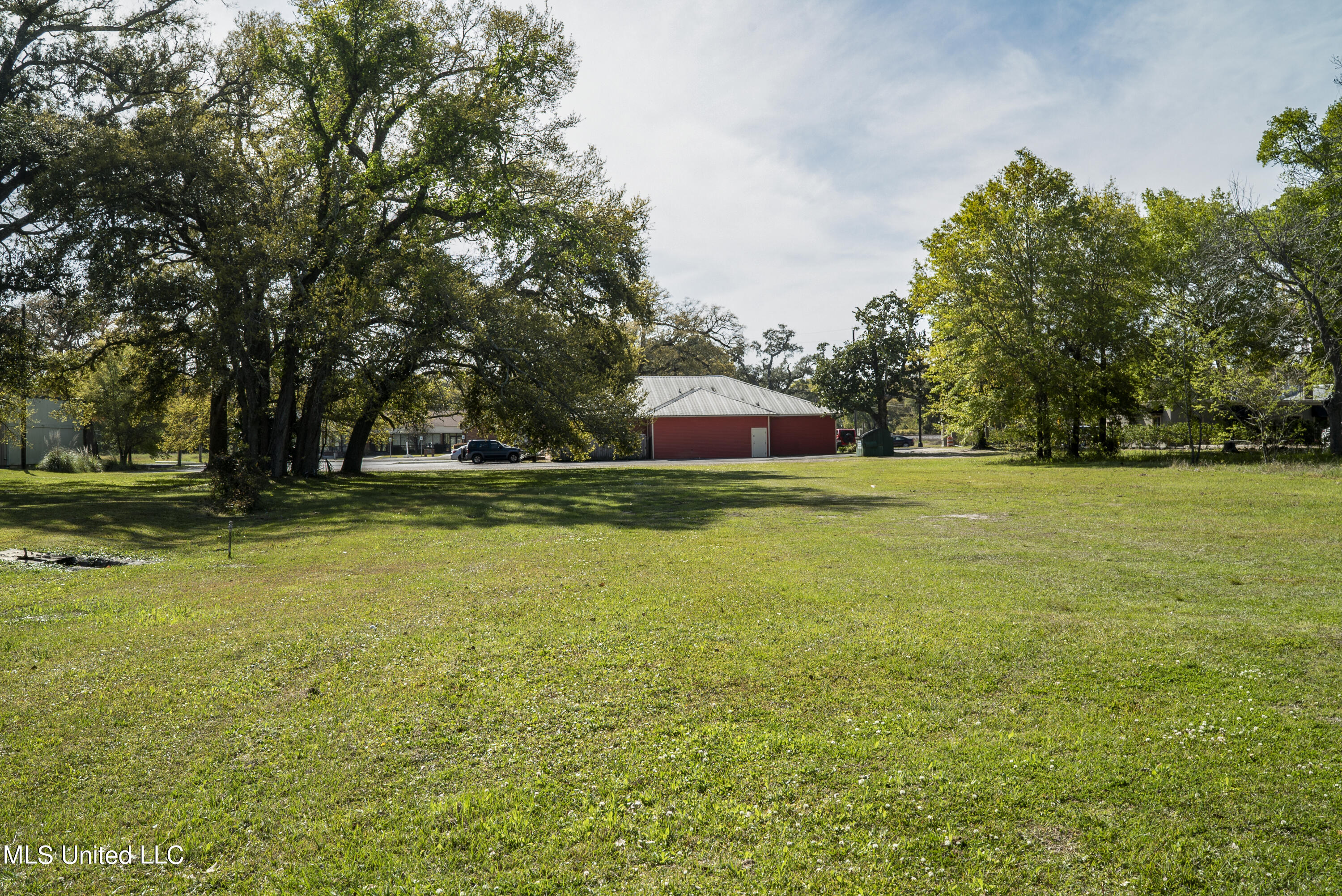 207 Palmetto Lane, Gulfport, Mississippi image 4