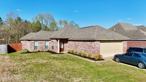 Homes For Sale - 736 Hartwood Cove<br/> Brandon, MS 39042