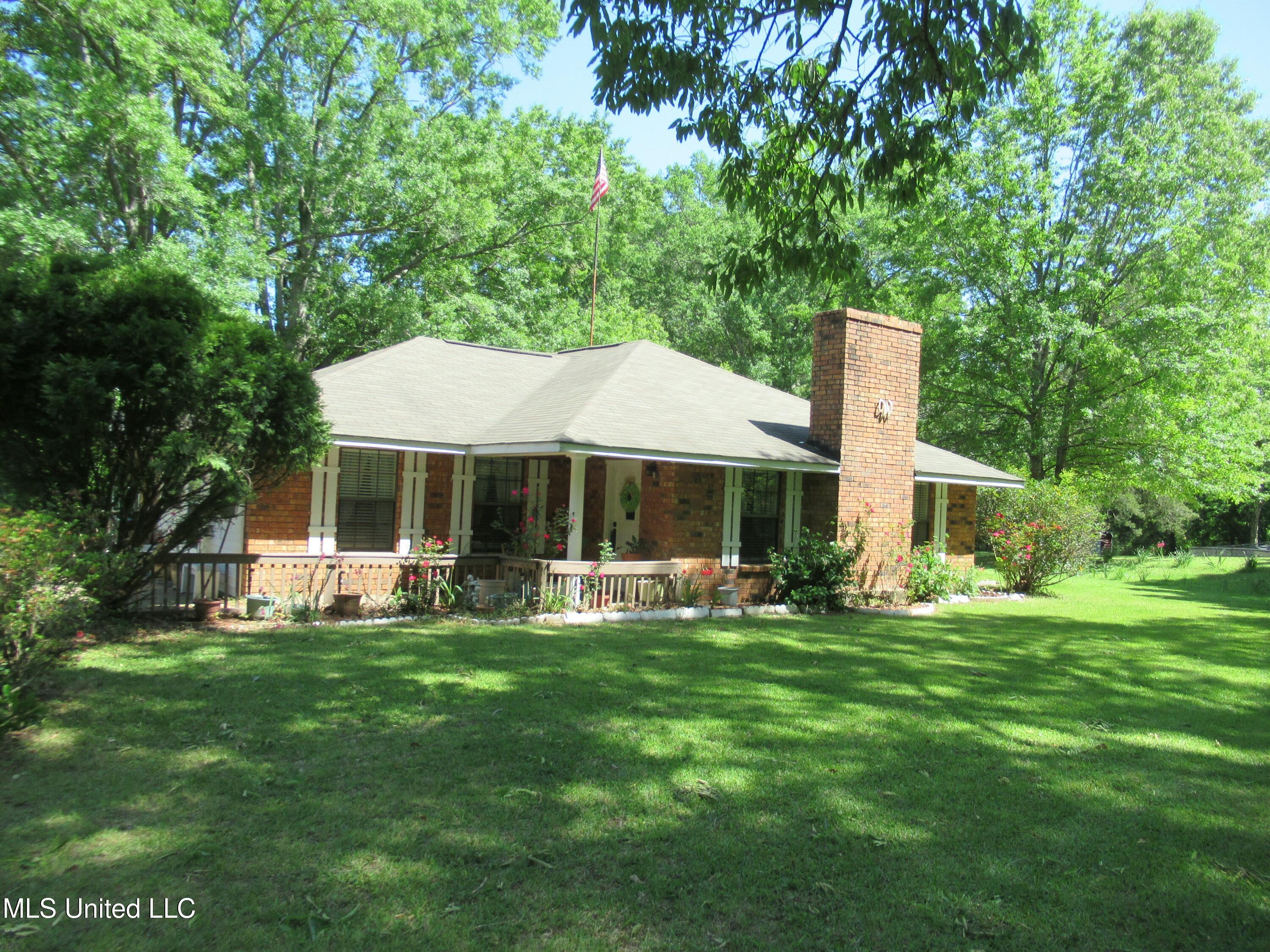 23 Hall Road, Roxie, Mississippi image 1