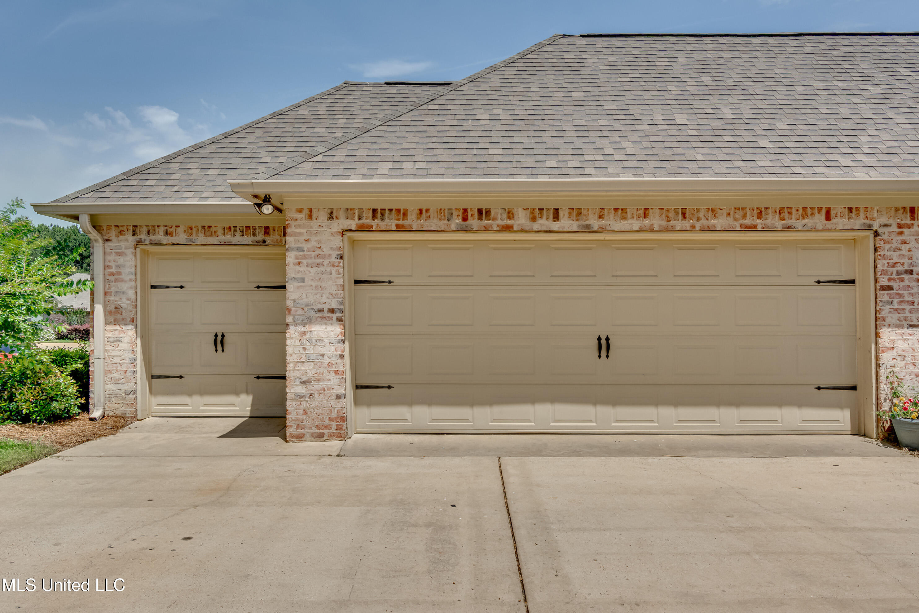 Madison, Mississippi 39110, United States, 4 Bedrooms Bedrooms, ,3 BathroomsBathrooms,Residential,Active,131621