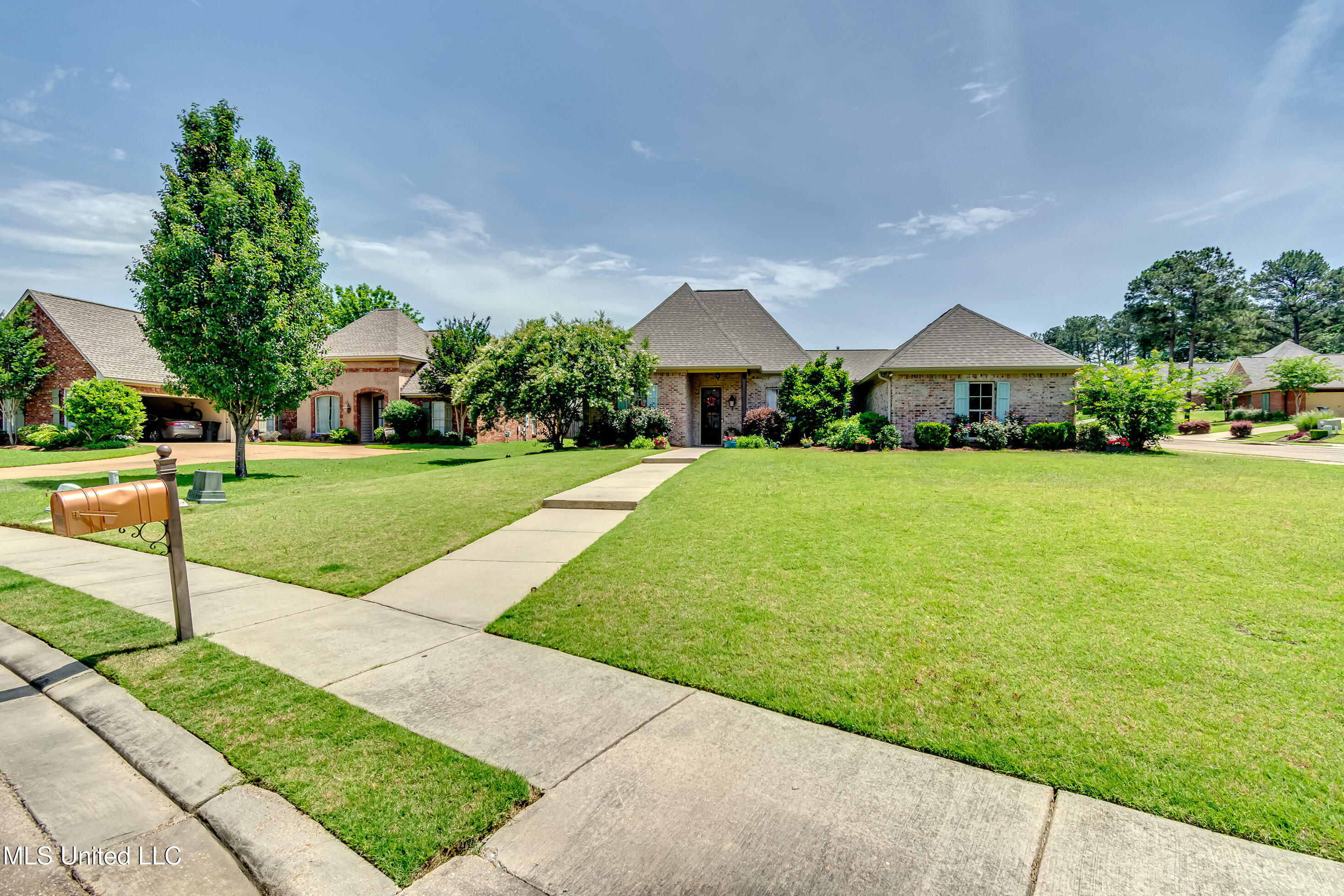 Madison, Mississippi 39110, United States, 4 Bedrooms Bedrooms, ,3 BathroomsBathrooms,Residential,Active,131621