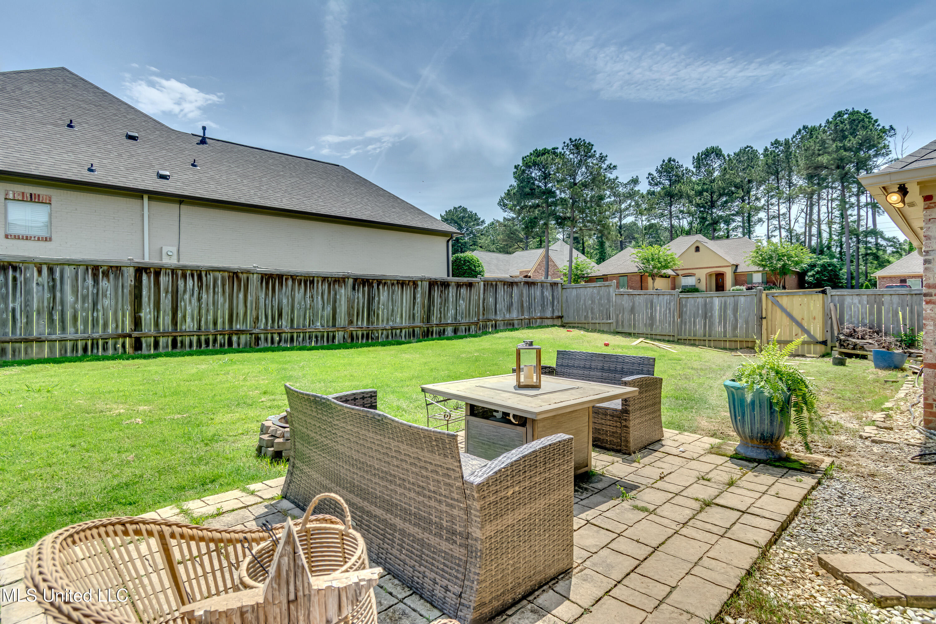 Madison, Mississippi 39110, United States, 4 Bedrooms Bedrooms, ,3 BathroomsBathrooms,Residential,Active,131621