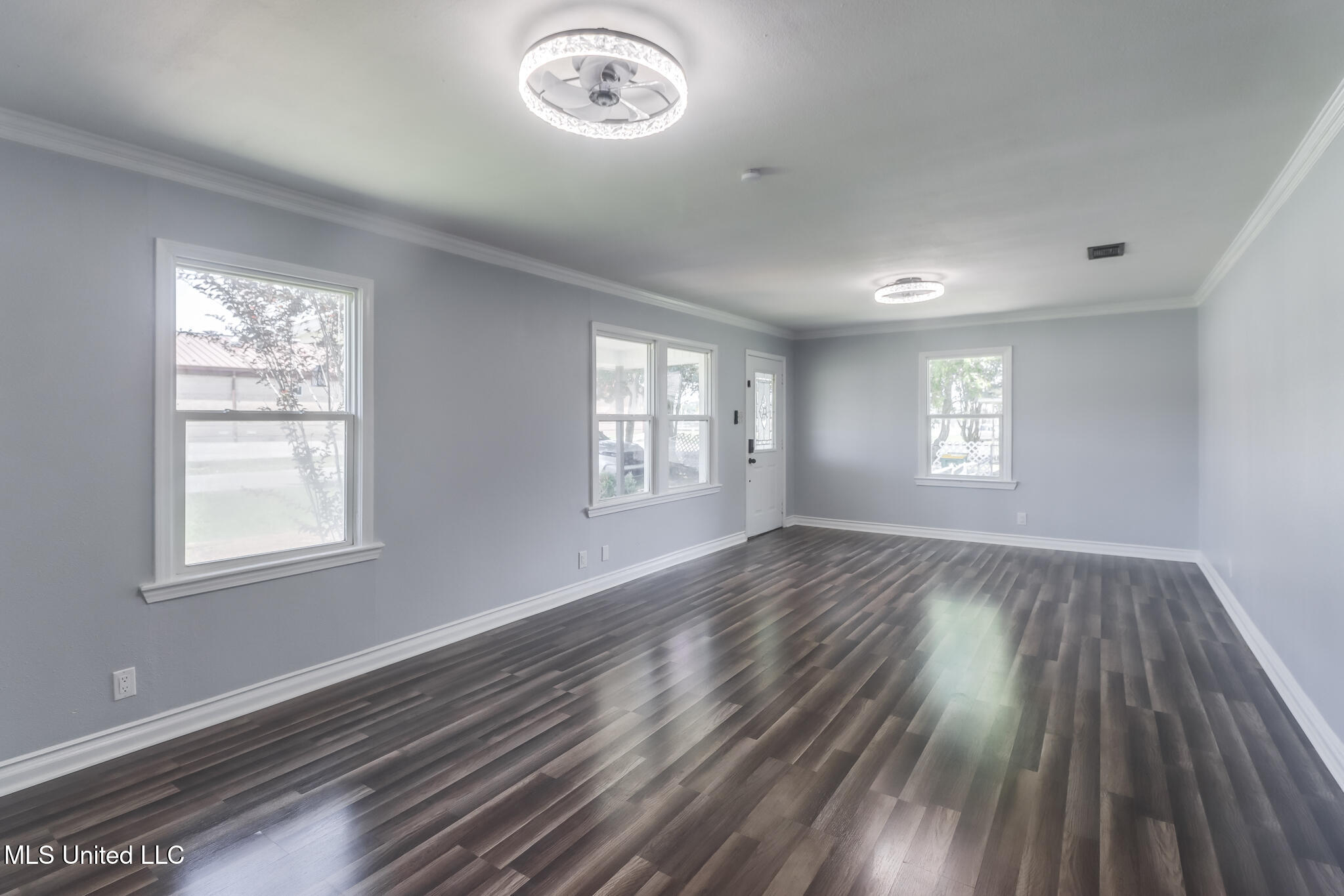 709 Gardendale Avenue, Long Beach, Mississippi image 5