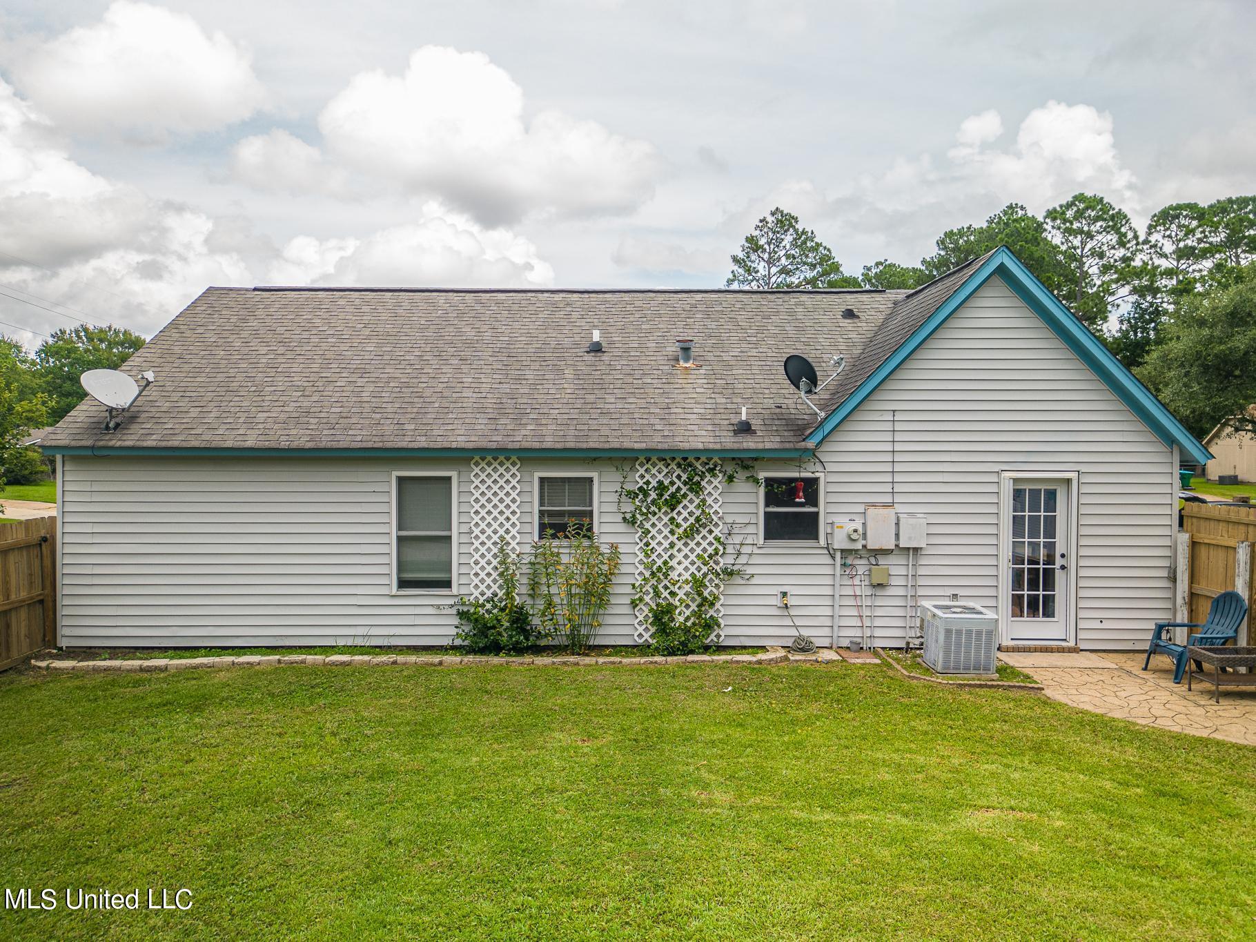 115 Yellowstone Circle, Ocean Springs, Mississippi image 24