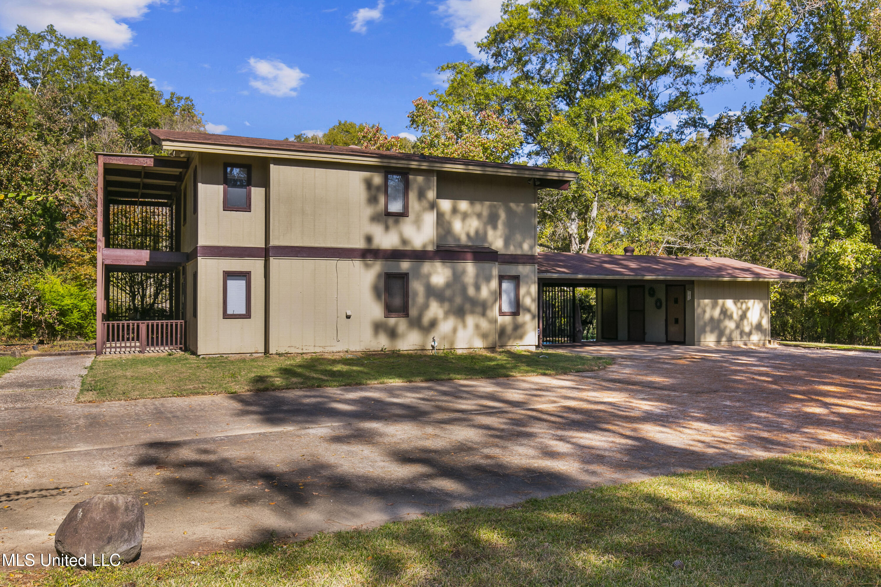 417 Louis Wilson Drive, Brandon, Mississippi image 6