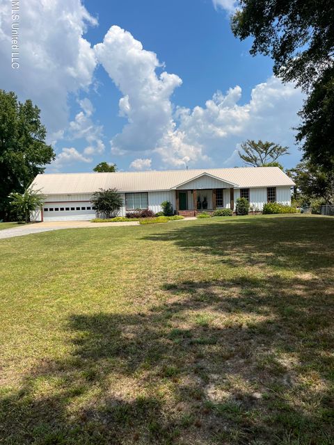 Homes For Sale - 4345 Lake City Rd Road<br/> Humphreys County, Yazoo City, MS 39194