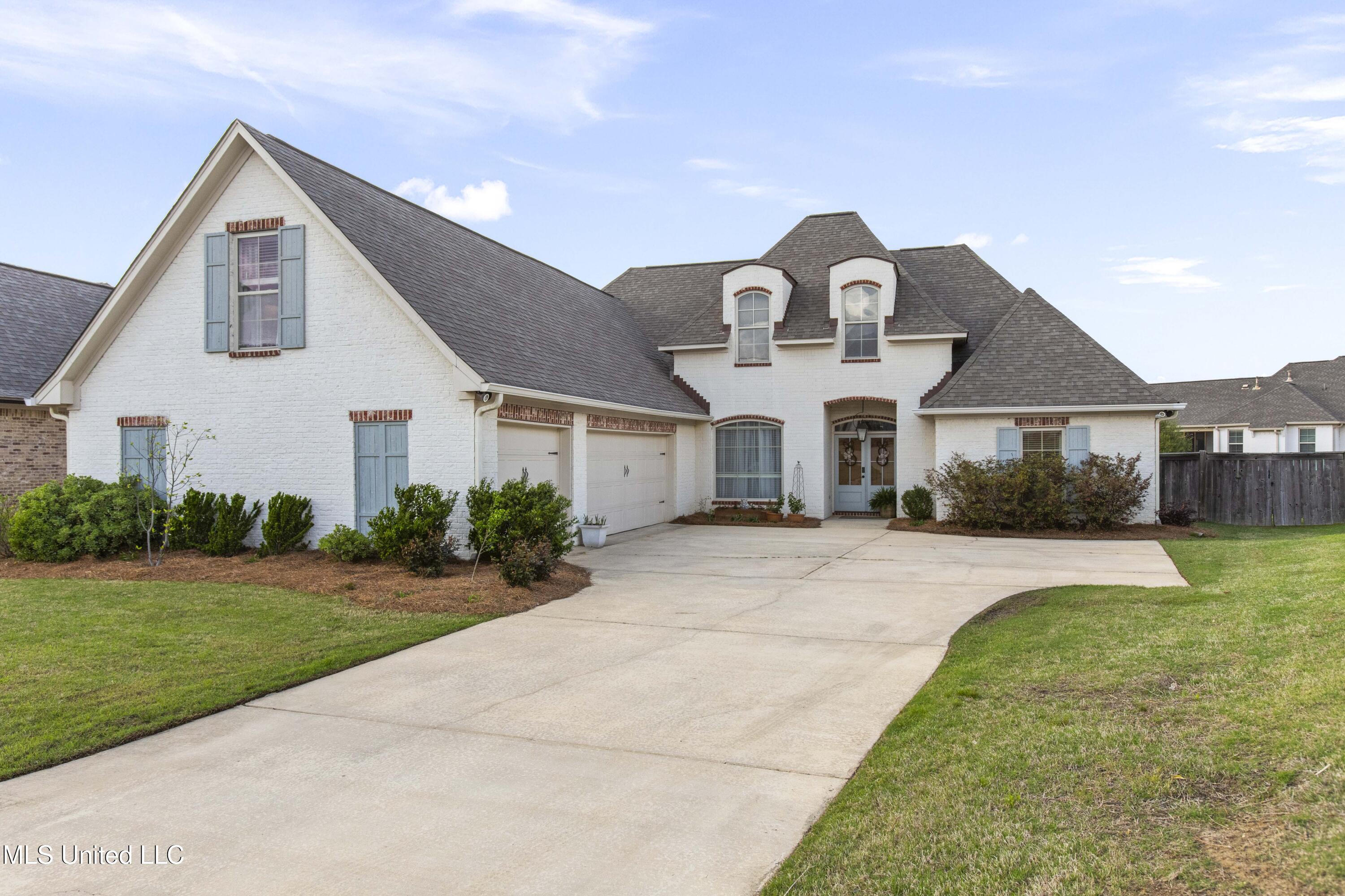 131 Camden Lane, Madison, Mississippi image 1