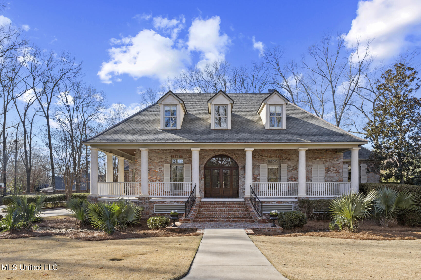 448 Greenwood Lane, Ridgeland, Mississippi image 1