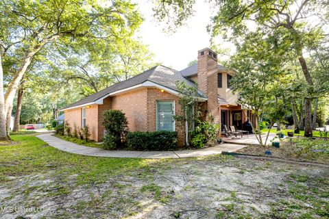 Single Family Residence in Ocean Springs MS 3817 Chaumont Circle 55.jpg