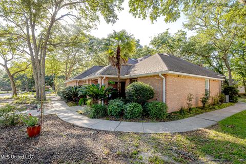 Single Family Residence in Ocean Springs MS 3817 Chaumont Circle 66.jpg