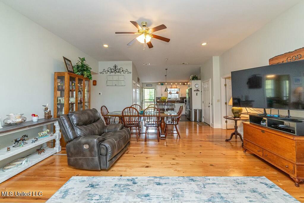 16063 W Daytona Drive, Pearlington, Mississippi image 3
