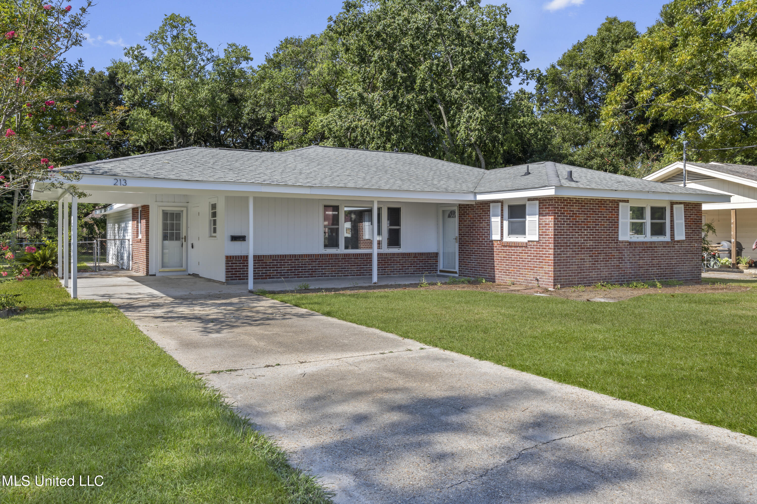 213 43rd Street, Gulfport, Mississippi image 1