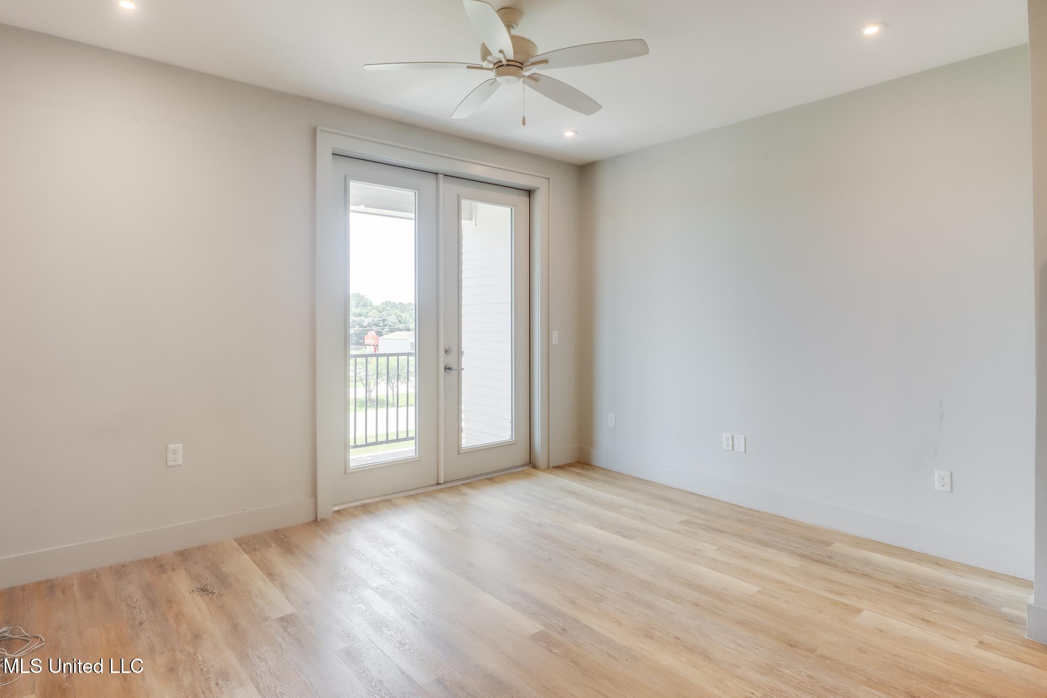 2501 Bienville Boulevard #334, Ocean Springs, Mississippi image 5