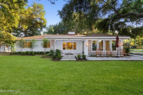 Single Family Residence in Ocean Springs MS 1210 Harbor Road.jpg