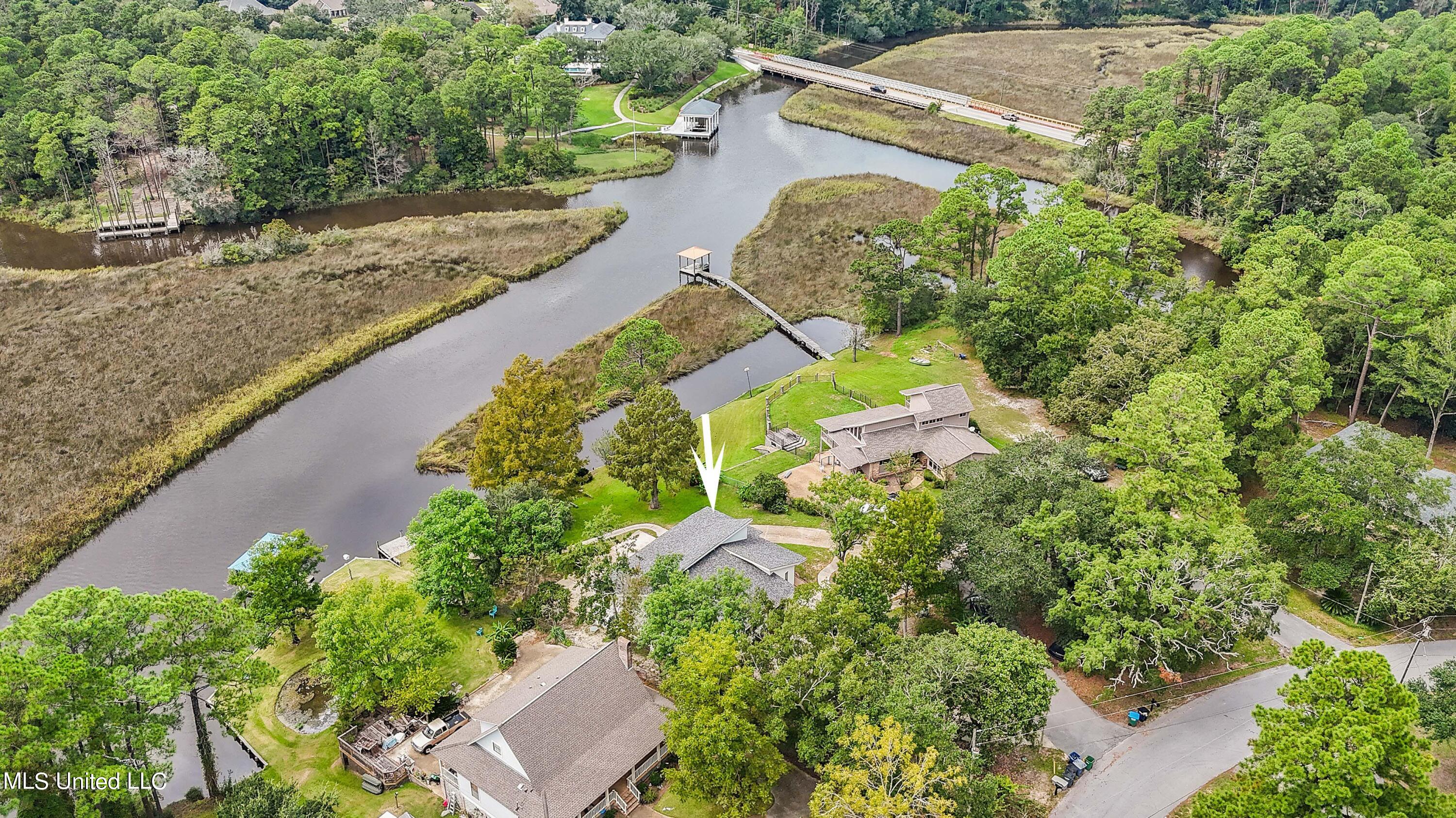 9312 Ridgeview Drive, Ocean Springs, Mississippi image 40