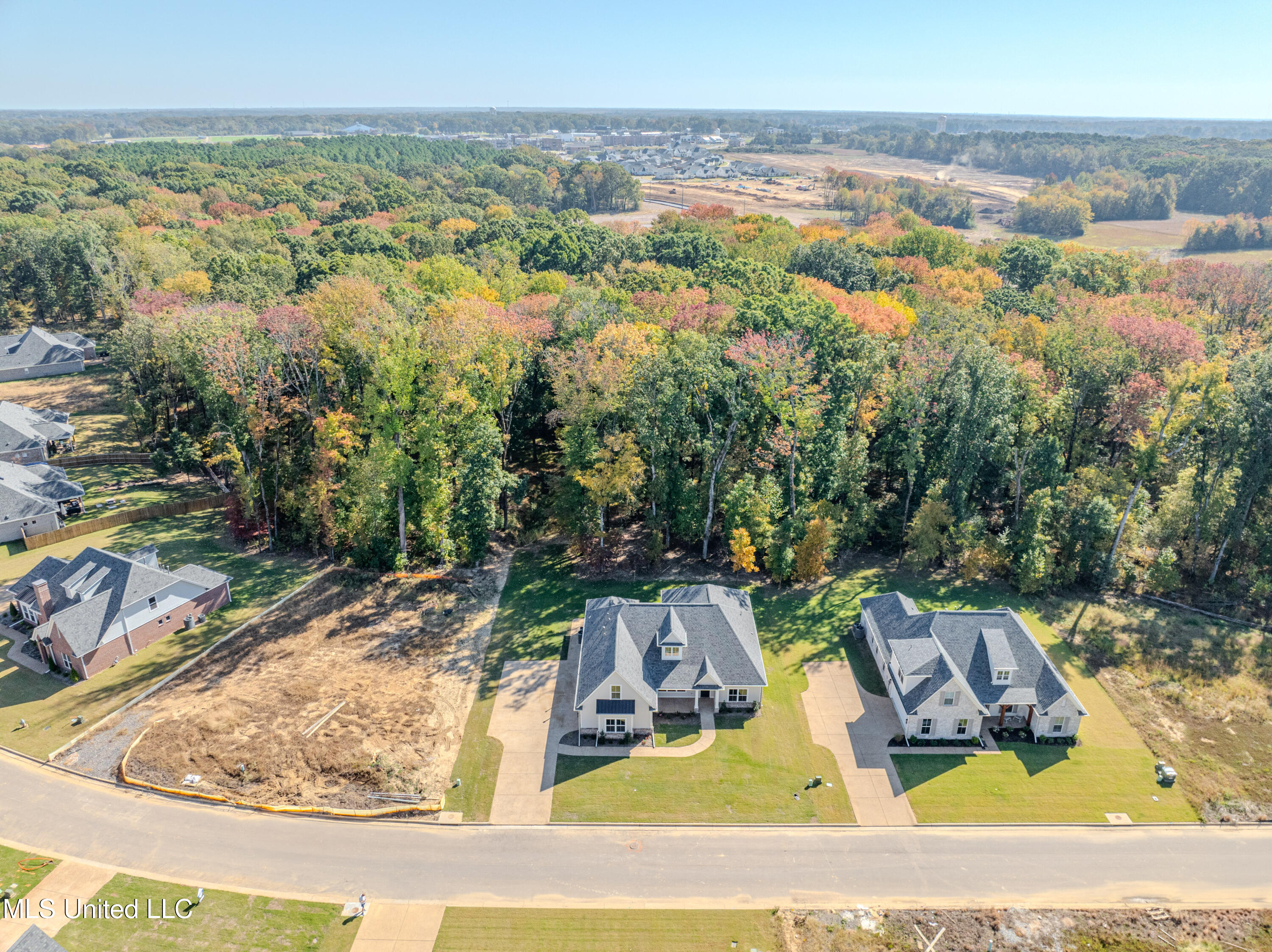 6586 Grand Oak Lane, Southaven, Mississippi image 7