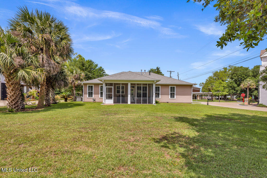 234 Keller Street, Bay Saint Louis, Mississippi image 30