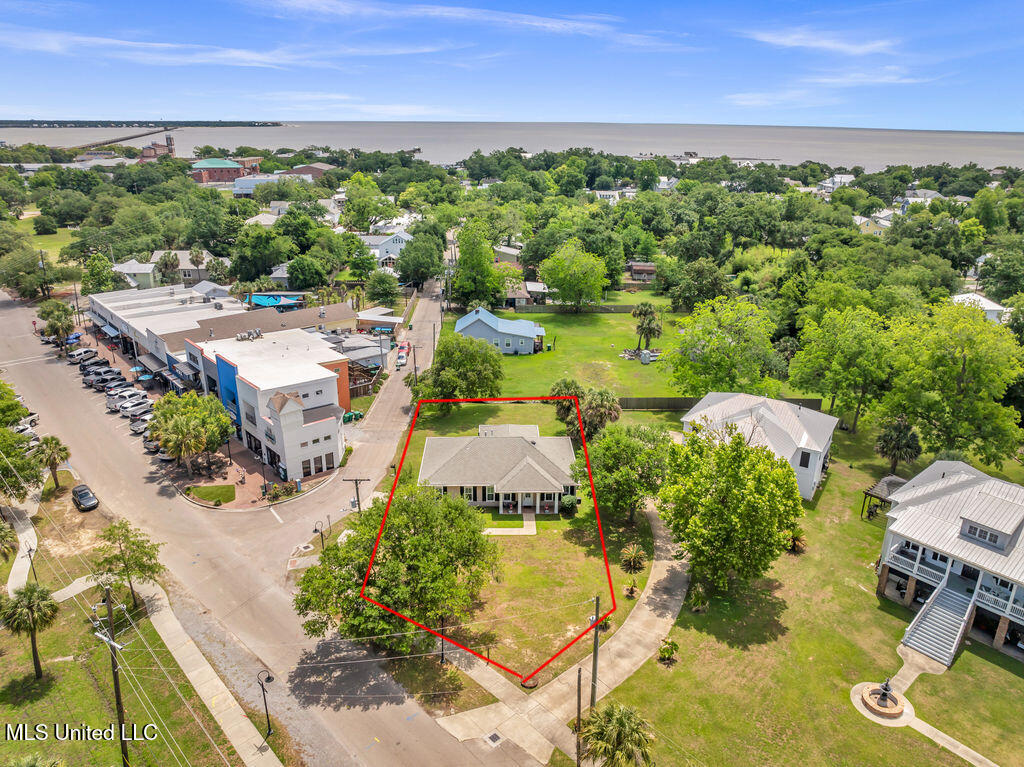234 Keller Street, Bay Saint Louis, Mississippi image 31