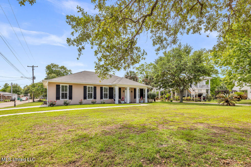 234 Keller Street, Bay Saint Louis, Mississippi image 5