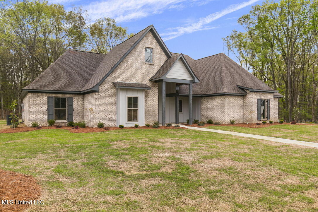 115 Grayson Way, Madison, Mississippi image 1