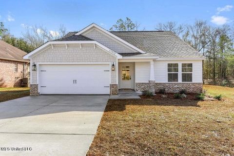 Single Family Residence in Gulfport MS 14439 Quailridge Drive.jpg