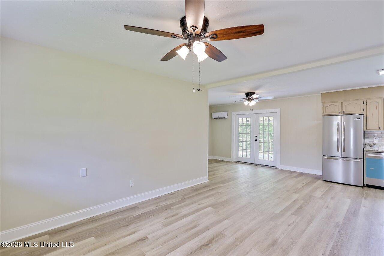 210 N Jadek Drive