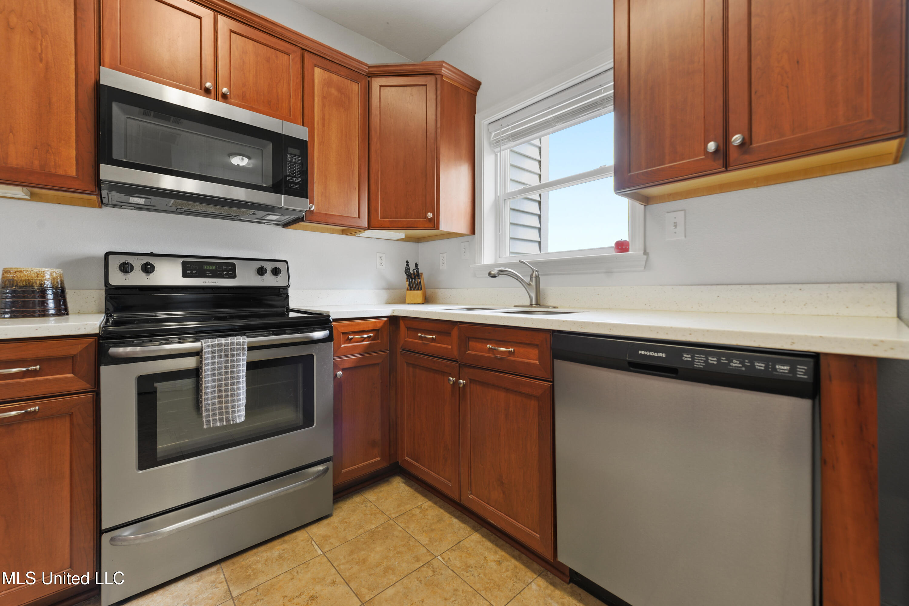 548 W Beach Boulevard #113, Long Beach, Mississippi image 10