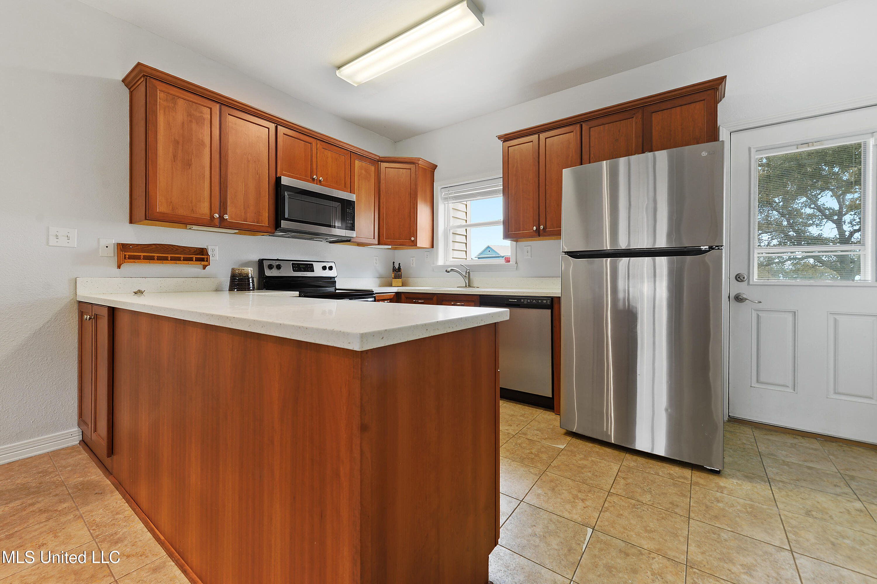 548 W Beach Boulevard #113, Long Beach, Mississippi image 9