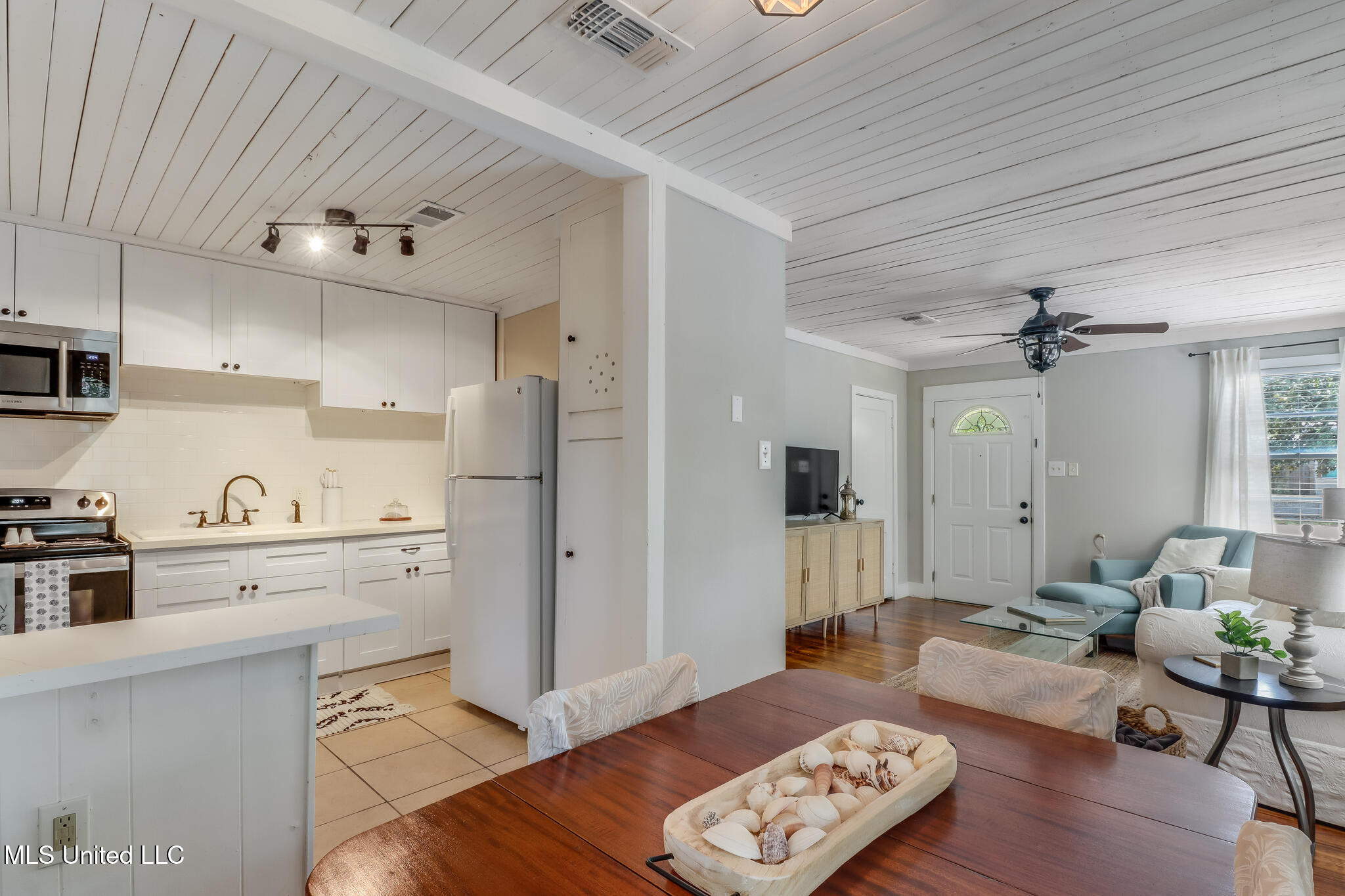 1486 Miller Street, Biloxi, Mississippi image 3