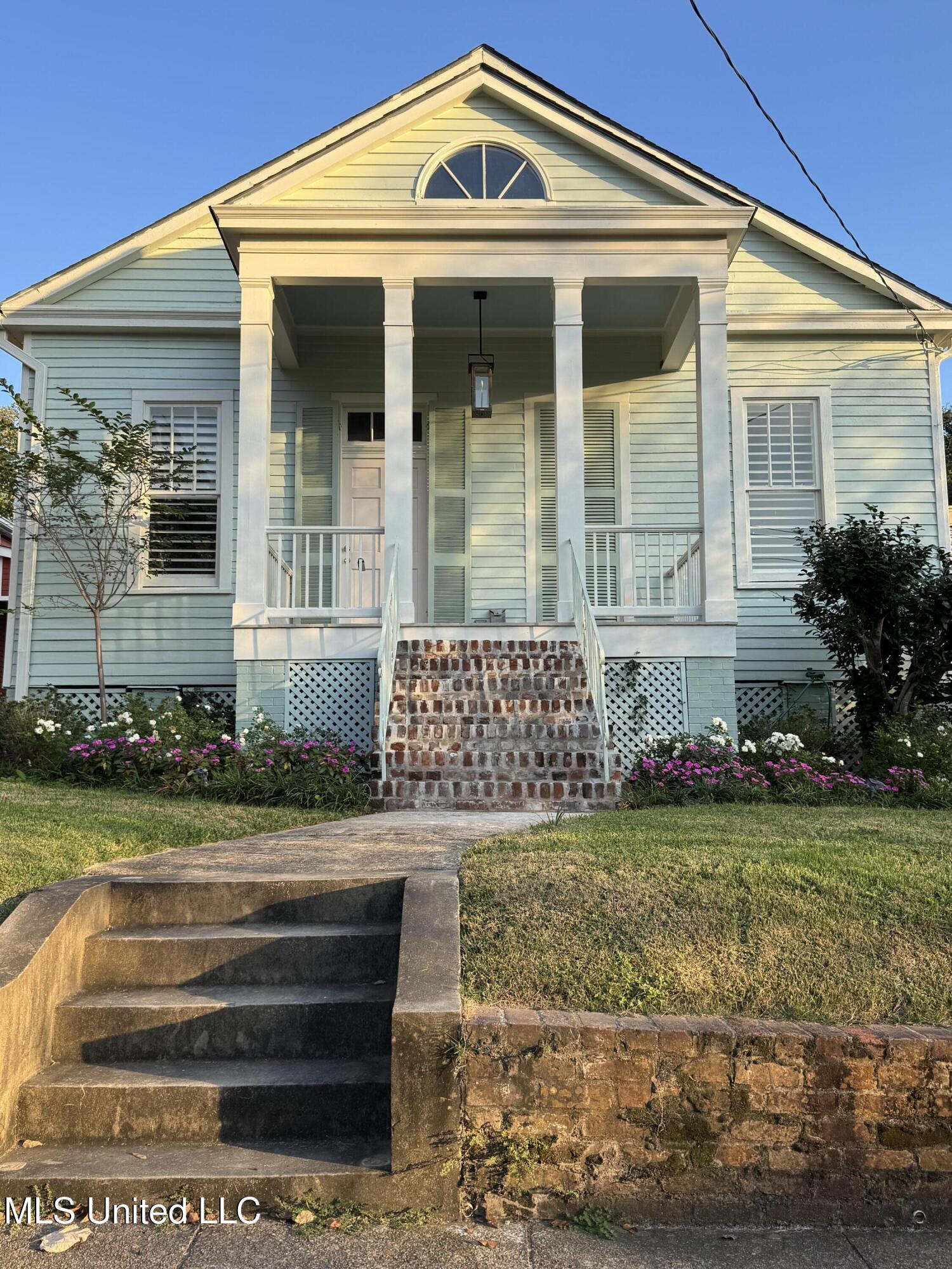 417 S Commerce Street, Natchez, Mississippi image 1