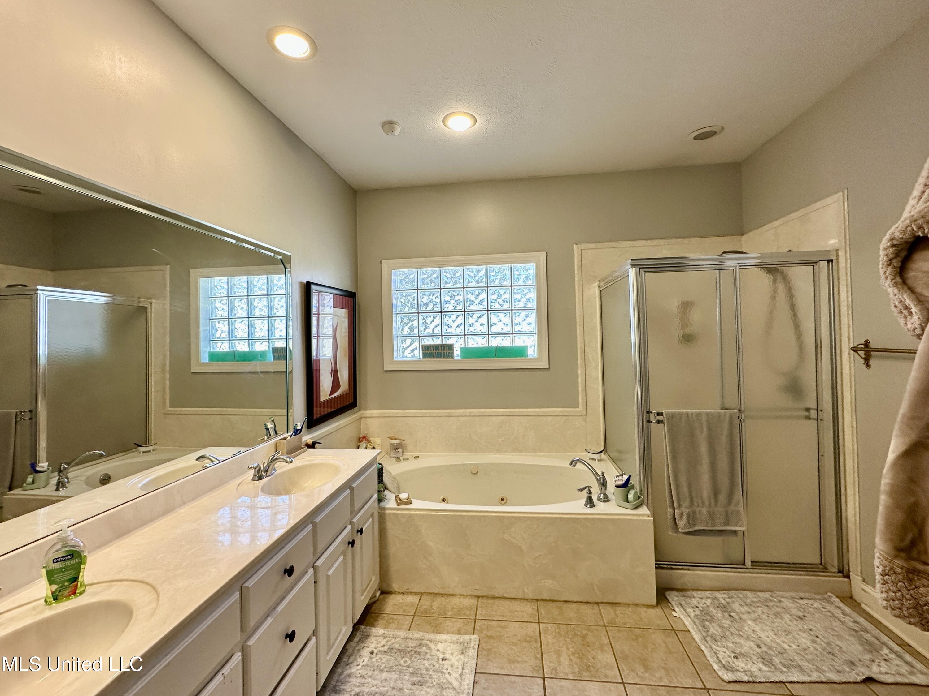 115 Arbor Cove, Clinton, Mississippi image 24