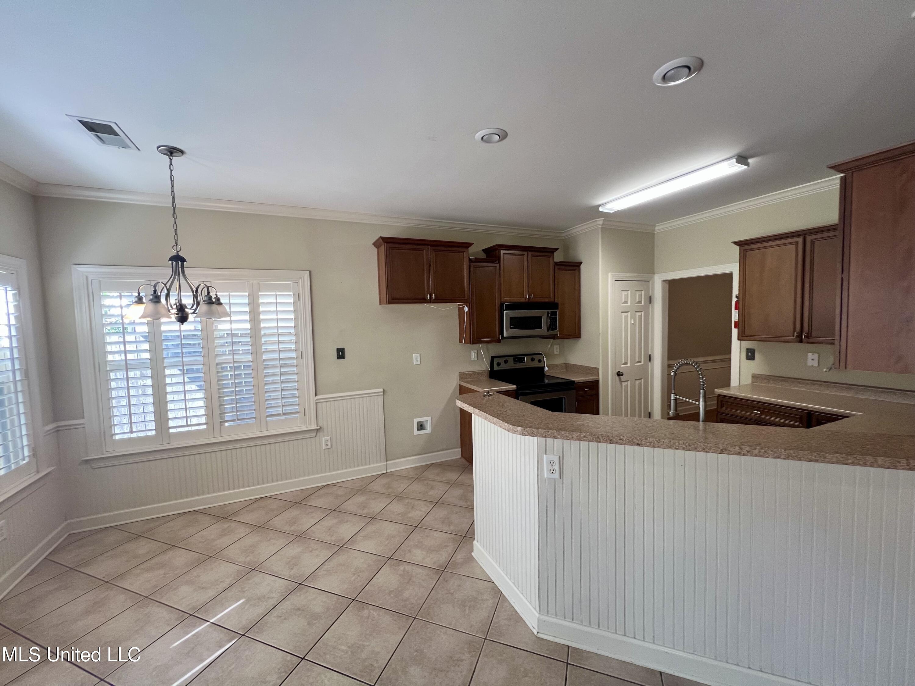 6447 Cheyenne Drive, Olive Branch, Mississippi image 7