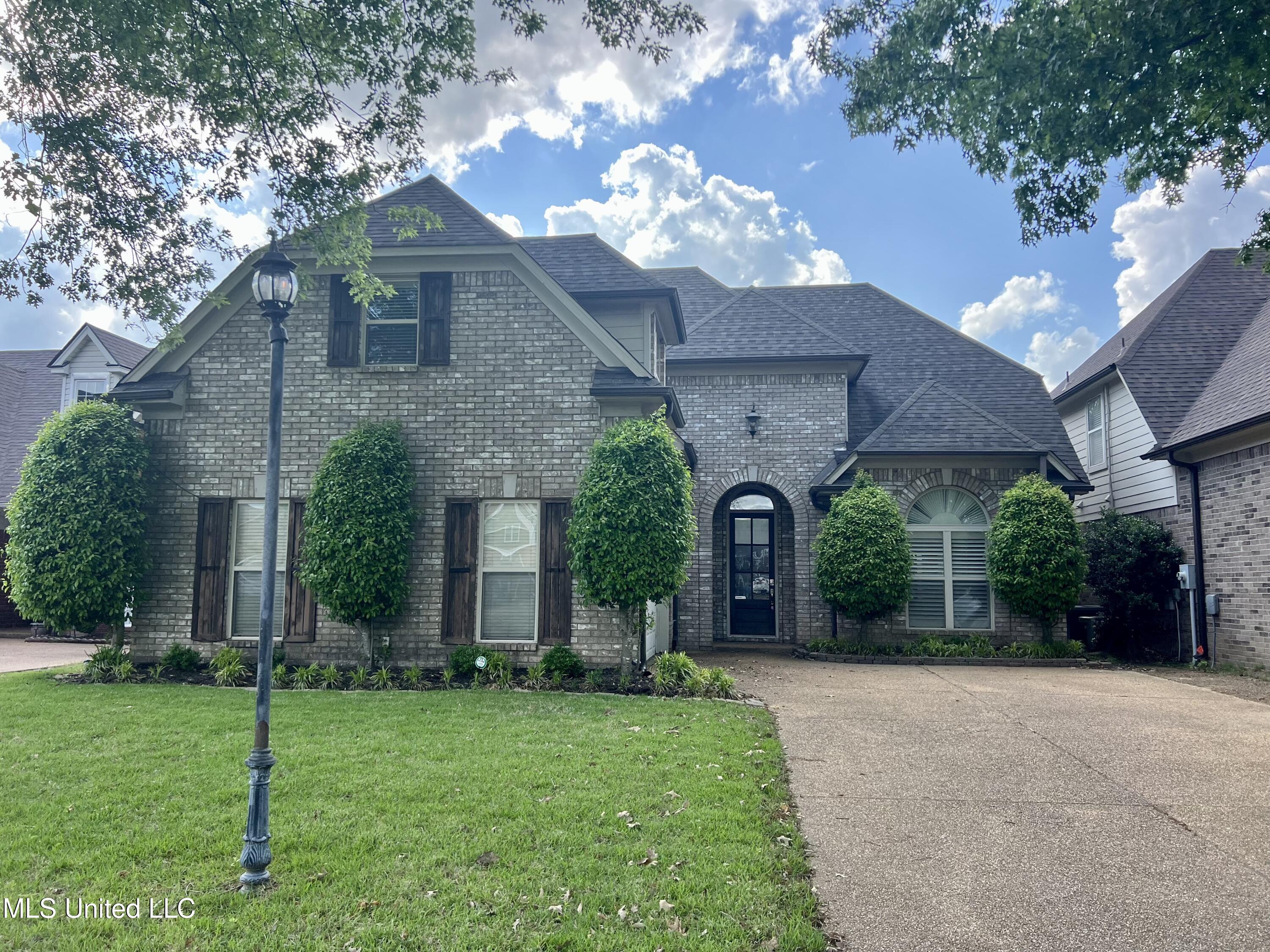 6447 Cheyenne Drive, Olive Branch, Mississippi image 1
