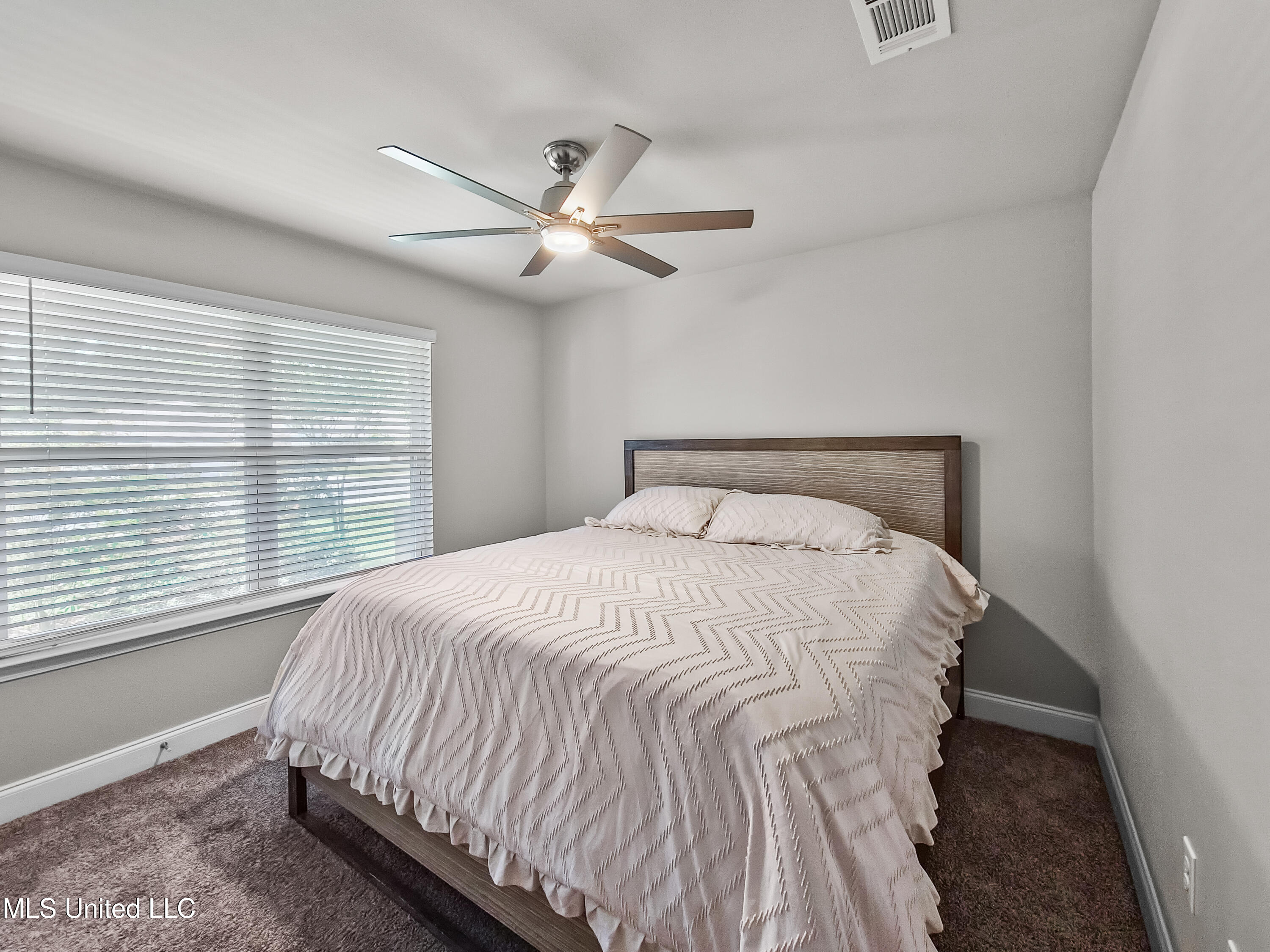 10236 Willow Leaf Drive, Gulfport, Mississippi image 15