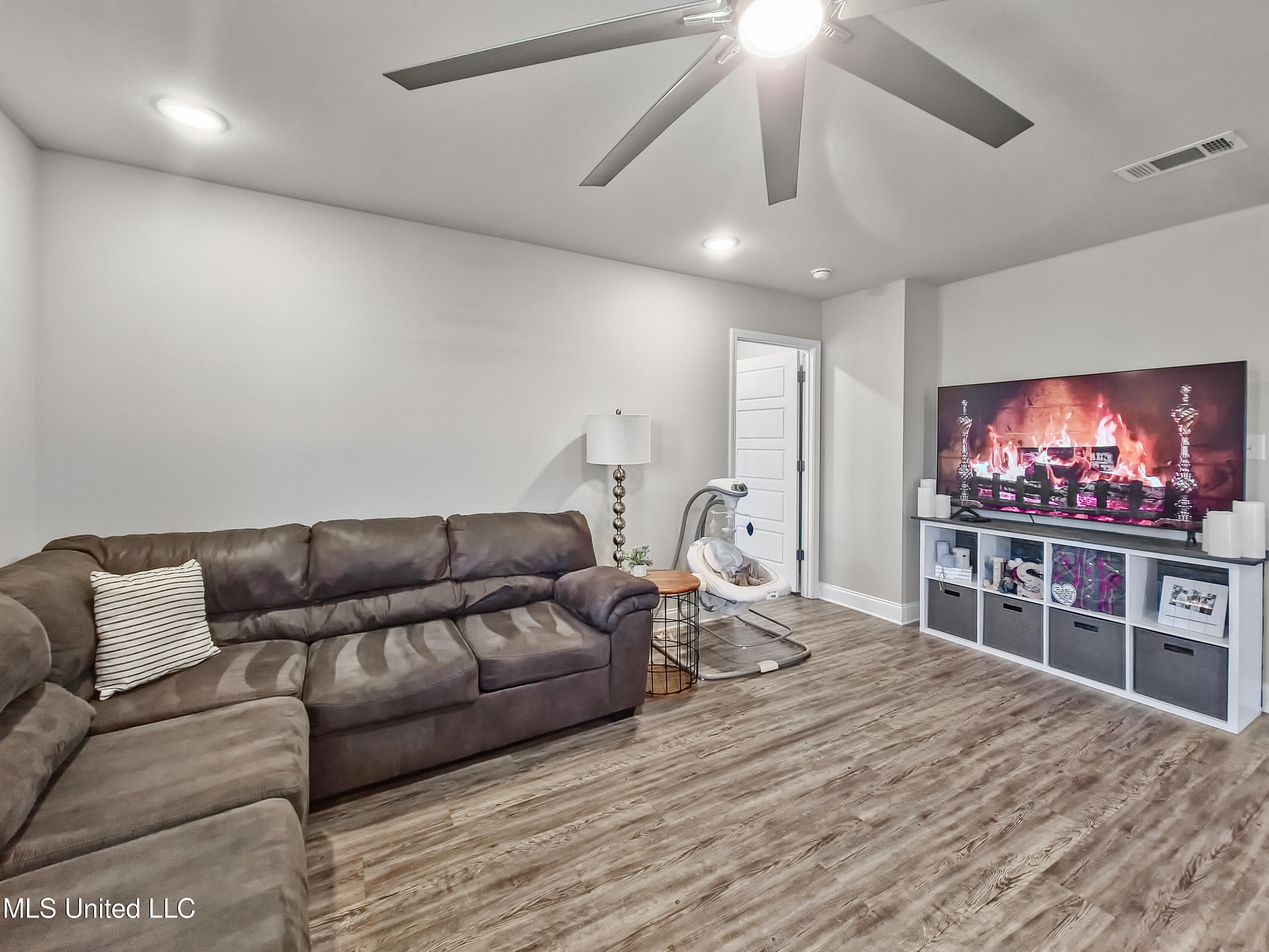 10236 Willow Leaf Drive, Gulfport, Mississippi image 13